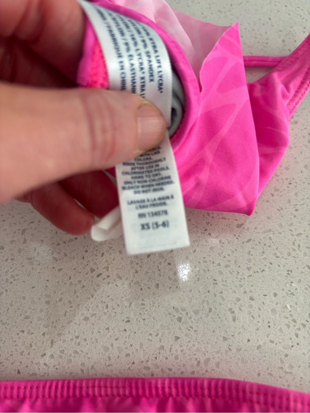 Vineyard Vines Girls Hot Pink Ruffle Two-Piece Swimsuit Size XS 5/6 - Picture 2 of 6